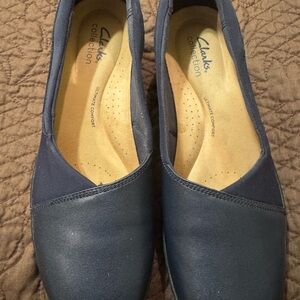 Clarks Women's Suttyn Navy Blue Loafers